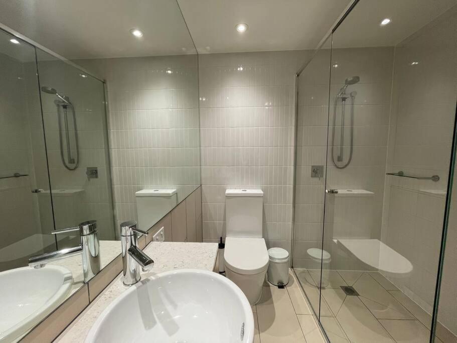 Broadbeach Apartment Level 10 With Beach Views 골드코스트 외부 사진