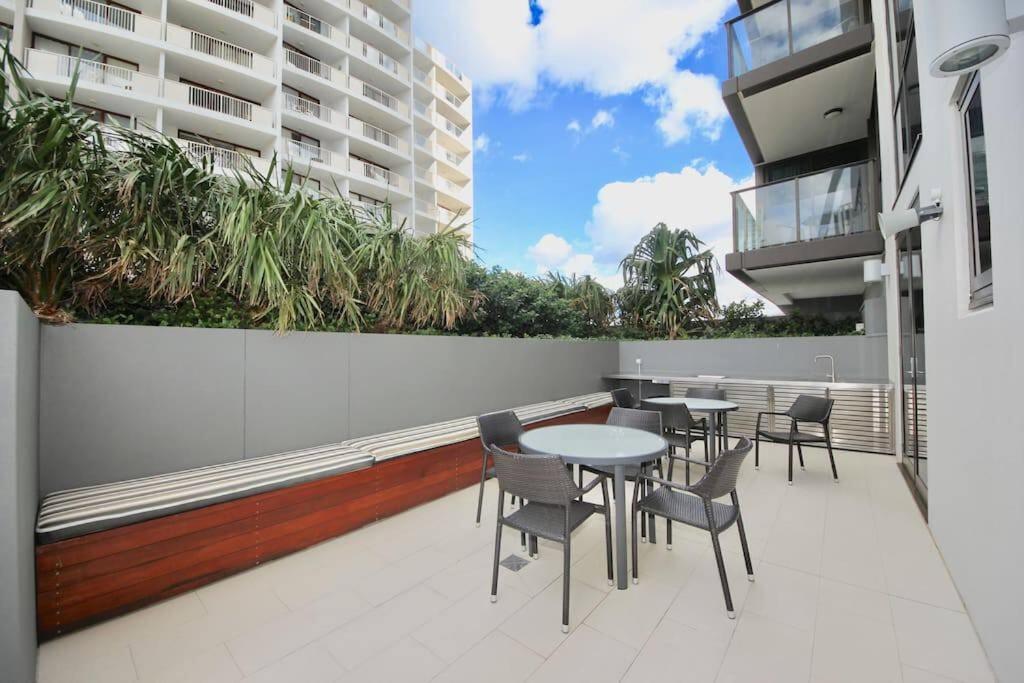 Broadbeach Apartment Level 10 With Beach Views 골드코스트 외부 사진