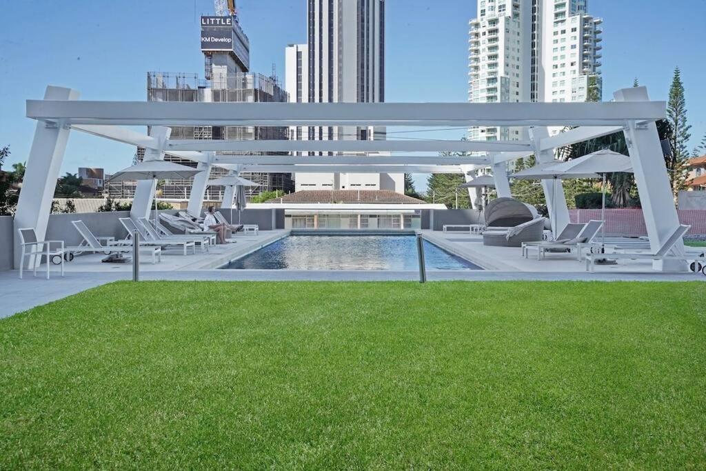 Broadbeach Apartment Level 10 With Beach Views 골드코스트 외부 사진