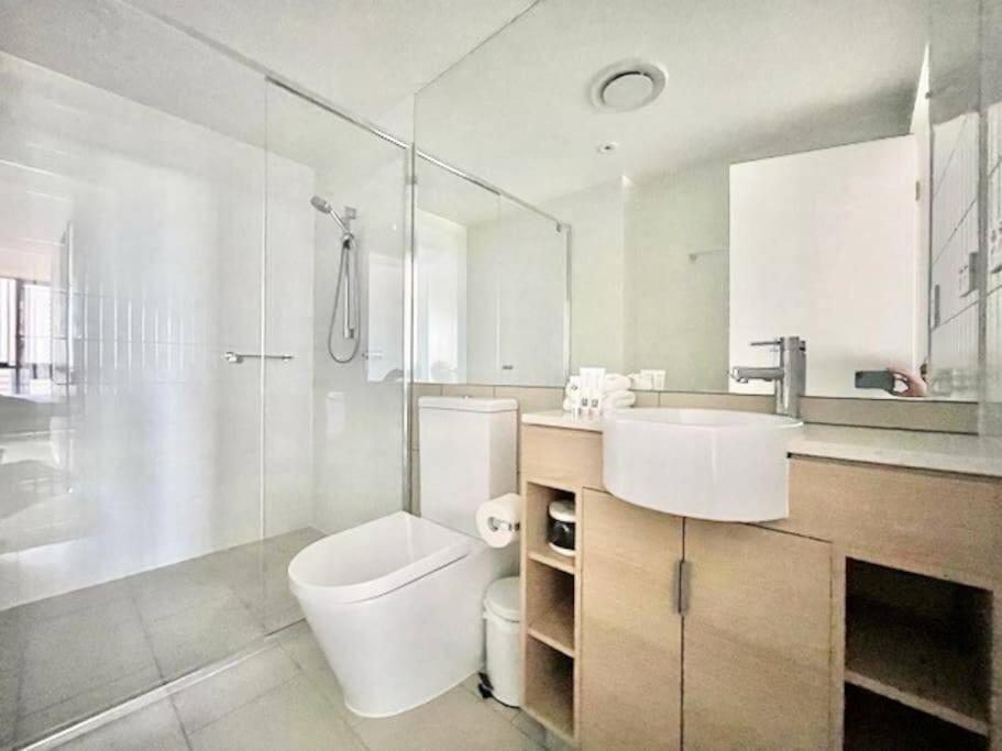 Broadbeach Apartment Level 10 With Beach Views 골드코스트 외부 사진
