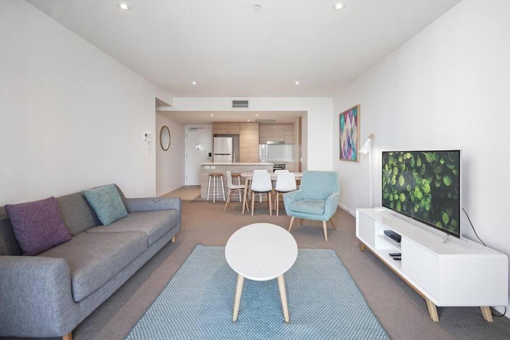 Broadbeach Apartment Level 10 With Beach Views 골드코스트 외부 사진